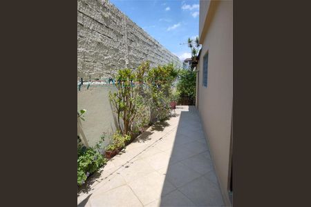 Casa à venda com 3 quartos, 170m² em Vila Santo Estefano, São Paulo