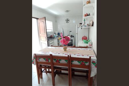Casa à venda com 3 quartos, 170m² em Vila Santo Estefano, São Paulo