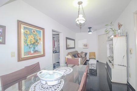 Sala de apartamento à venda com 3 quartos, 71m² em Cavalhada, Porto Alegre