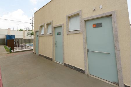 Apartamento à venda com 49m², 2 quartos e 1 vaga Apartamento à venda com 49m², 2 quartos e 1 vagaÁrea comum - Piscina