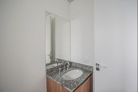 Apartamento para alugar com 48m², 2 quartos e 1 vaga Apartamento para alugar com 48m², 2 quartos e 1 vagaBanheiro da Suíte