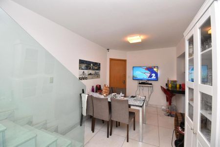 Apartamento à venda com 3 quartos, 70m² em Sion, Belo Horizonte