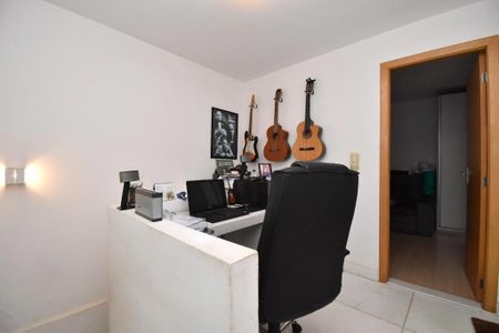 Apartamento à venda com 3 quartos, 70m² em Sion, Belo Horizonte