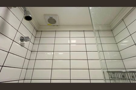 Apartamento à venda com 43m², 2 quartos e 1 vaga Apartamento à venda com 43m², 2 quartos e 1 vagaBanheiro