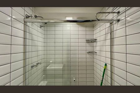 Apartamento à venda com 43m², 2 quartos e 1 vaga Apartamento à venda com 43m², 2 quartos e 1 vagaBanheiro da Suíte