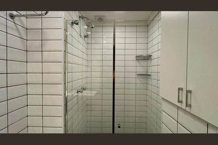 Apartamento à venda com 43m², 2 quartos e 1 vaga Apartamento à venda com 43m², 2 quartos e 1 vagaBanheiro