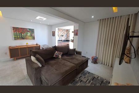Apartamento à venda com 70m², 1 quarto e 2 vagas Apartamento à venda com 70m², 1 quarto e 2 vagasSala
