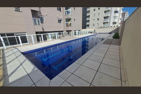 Apartamento à venda com 70m², 1 quarto e 2 vagas Apartamento à venda com 70m², 1 quarto e 2 vagasPiscina