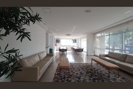 Apartamento à venda com 70m², 1 quarto e 2 vagas Apartamento à venda com 70m², 1 quarto e 2 vagasHall Social