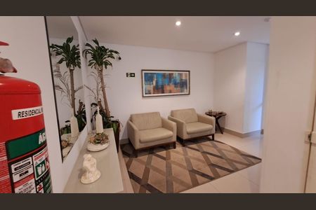 Apartamento à venda com 70m², 1 quarto e 2 vagas Apartamento à venda com 70m², 1 quarto e 2 vagasHall Social