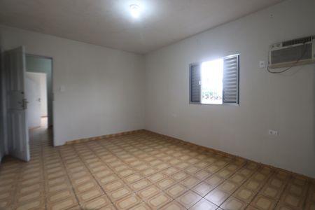 Casa à venda com 215m², 2 quartos e 1 vagaQuarto 2