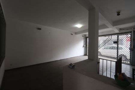 Casa à venda com 215m², 2 quartos e 1 vagaGaragem