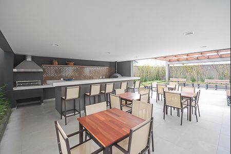 Apartamento para alugar com 48m², 2 quartos e 1 vaga Apartamento para alugar com 48m², 2 quartos e 1 vagaÁrea comum - Churrasqueira