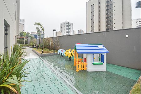 Apartamento para alugar com 48m², 2 quartos e 1 vaga Apartamento para alugar com 48m², 2 quartos e 1 vagaÁrea comum - Playground