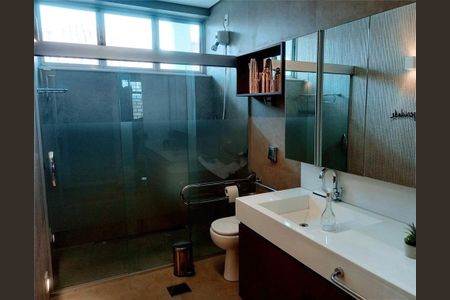 Casa à venda com 5 quartos, 240m² em São Luiz, Belo Horizonte