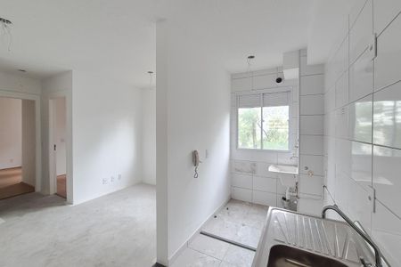 Apartamento à venda com 47m², 2 quartos e 1 vaga Apartamento à venda com 47m², 2 quartos e 1 vagaCozinha e Área de Serviço