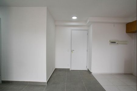 Sala de apartamento para alugar com 2 quartos, 49m² em Santa Terezinha, Santo André