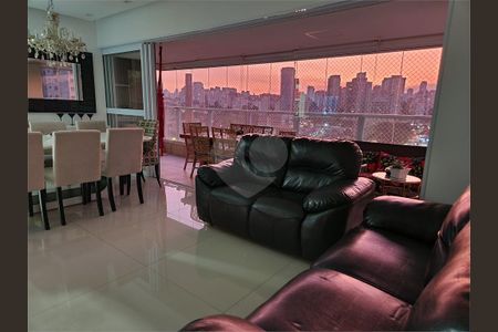 Apartamento à venda com 3 quartos, 95m² em Vila Firmiano Pinto, São Paulo