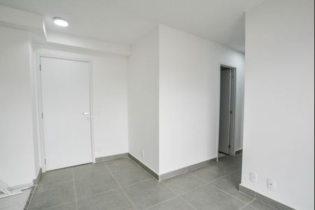 Sala de apartamento para alugar com 2 quartos, 49m² em Santa Terezinha, Santo André