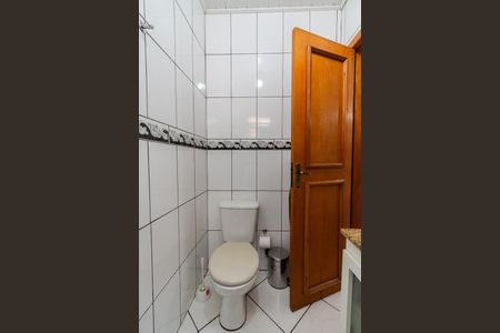 Casa à venda com 109m², 3 quartos e 1 vaga Casa à venda com 109m², 3 quartos e 1 vagaBanheiro da Suíte