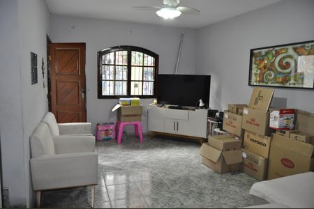 Casa para alugar com 3 quartos, 169m² em Todos Os Santos, Rio de Janeiro
