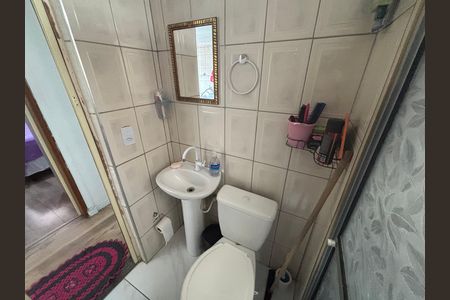 Apartamento à venda com 49m², 2 quartos e 1 vaga Apartamento à venda com 49m², 2 quartos e 1 vagaBanheiro