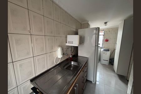 Apartamento à venda com 49m², 2 quartos e 1 vaga Apartamento à venda com 49m², 2 quartos e 1 vagaCozinha