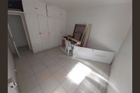 Casa à venda com 597m², 3 quartos e 1 vaga