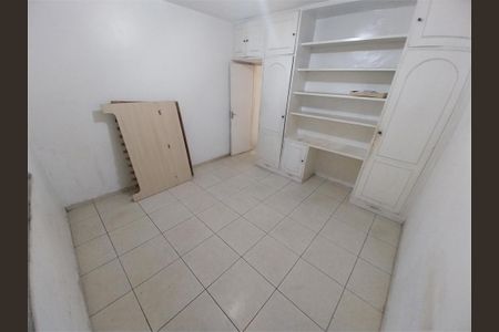 Casa à venda com 3 quartos, 597m² em Rocha, Rio de Janeiro