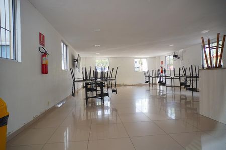 Apartamento à venda com 45m², 2 quartos e 1 vaga Apartamento à venda com 45m², 2 quartos e 1 vagaÁrea comum - Salão de festas