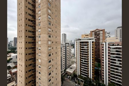 Apartamento à venda com 169m², 3 quartos e 3 vagas Apartamento à venda com 169m², 3 quartos e 3 vagasVista