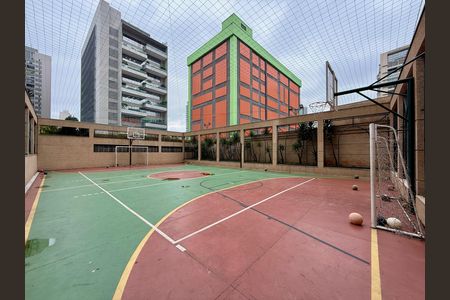 Apartamento à venda com 169m², 3 quartos e 3 vagas Apartamento à venda com 169m², 3 quartos e 3 vagasQuadra