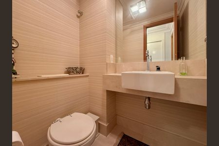 Apartamento à venda com 169m², 3 quartos e 3 vagas Apartamento à venda com 169m², 3 quartos e 3 vagasLavabo