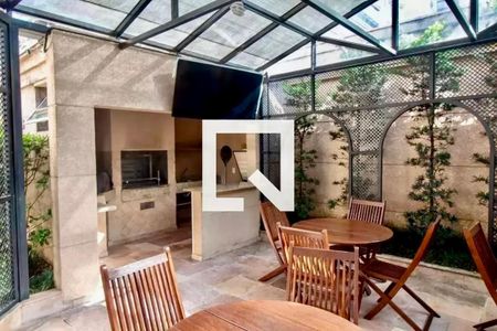Apartamento à venda com 169m², 3 quartos e 3 vagas Apartamento à venda com 169m², 3 quartos e 3 vagasChurrasqueira