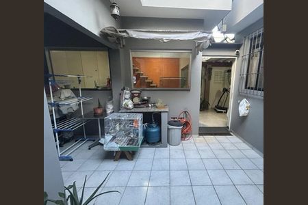 Casa à venda com 186m², 3 quartos e 4 vagasÁrea de serviço