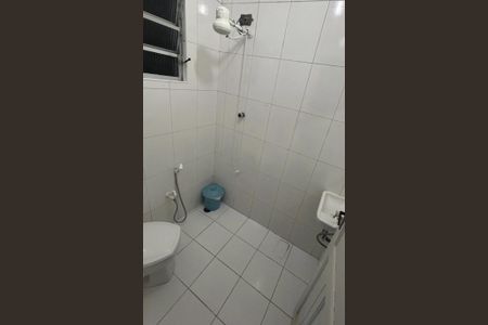Casa à venda com 186m², 3 quartos e 4 vagasBanheiro de serviço