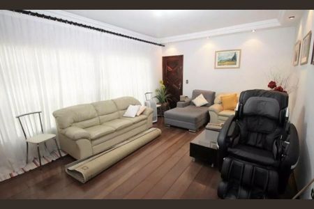 Casa à venda com 186m², 3 quartos e 4 vagasSala 