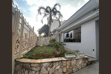Casa à venda com 186m², 3 quartos e 4 vagasÁrea externa
