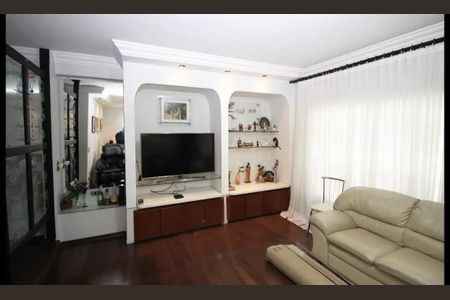 Casa à venda com 186m², 3 quartos e 4 vagasSala