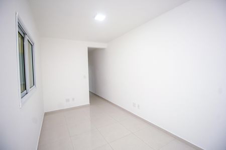 Sala de apartamento para alugar com 2 quartos, 49m² em Vila Camilópolis, Santo André