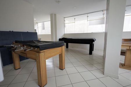 Apartamento para alugar com 58m², 2 quartos e 1 vaga Apartamento para alugar com 58m², 2 quartos e 1 vagaSala de Jogos