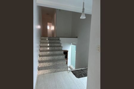 Casa à venda com 369m², 4 quartos e 4 vagas