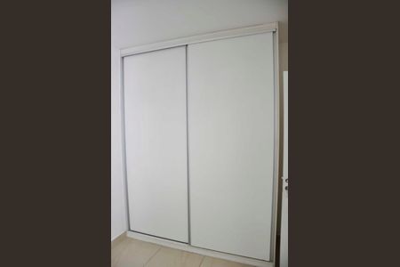 Apartamento para alugar com 95m², 3 quartos e 2 vagas Apartamento para alugar com 95m², 3 quartos e 2 vagasDetalhe - Quarto 01 com Suíte