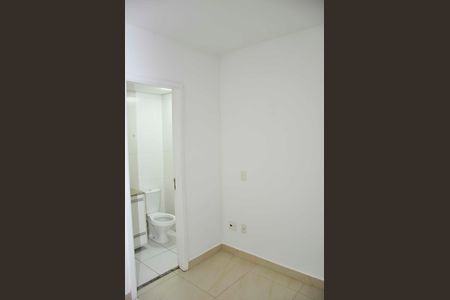 Apartamento para alugar com 95m², 3 quartos e 2 vagas Apartamento para alugar com 95m², 3 quartos e 2 vagasDetalhe - Quarto 01 com Suíte