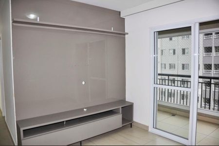 Apartamento para alugar com 95m², 3 quartos e 2 vagas Apartamento para alugar com 95m², 3 quartos e 2 vagasDetalhe - Sala