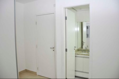 Apartamento para alugar com 95m², 3 quartos e 2 vagas Apartamento para alugar com 95m², 3 quartos e 2 vagasDetalhe - Quarto 01 com Suíte
