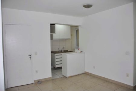 Apartamento para alugar com 95m², 3 quartos e 2 vagas Apartamento para alugar com 95m², 3 quartos e 2 vagasDetalhe - Sala de Jantar