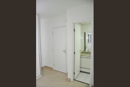 Apartamento para alugar com 95m², 3 quartos e 2 vagas Apartamento para alugar com 95m², 3 quartos e 2 vagasDetalhe - Quarto 01 com Suíte