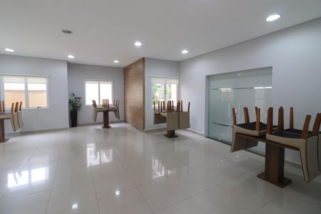 Apartamento para alugar com 49m², 2 quartos e 1 vagaÁrea comum - Salão de festas