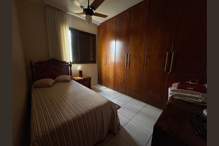 Apartamento à venda com 131m², 3 quartos e 3 vagas Apartamento à venda com 131m², 3 quartos e 3 vagasQuarto 2 - Suíte